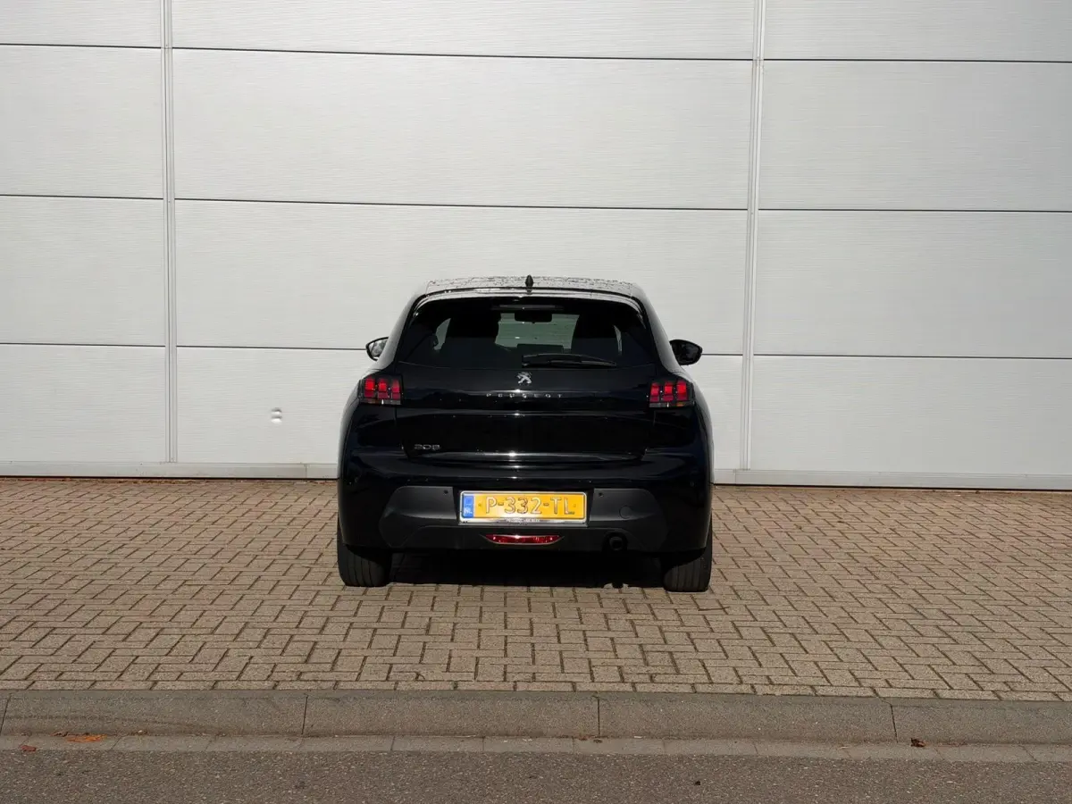 1.2 PureTech Active Pack | Parkeersensoren | Airco | Apple Carplay/Android Auto
