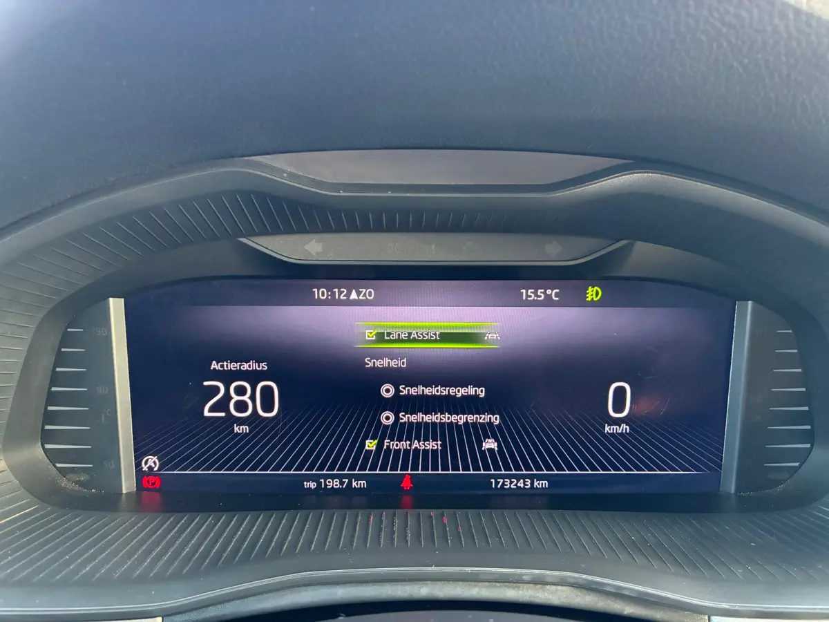 1.0 TSI Ambition | ACC + Airco + Navi nu € 9.975,-!!!