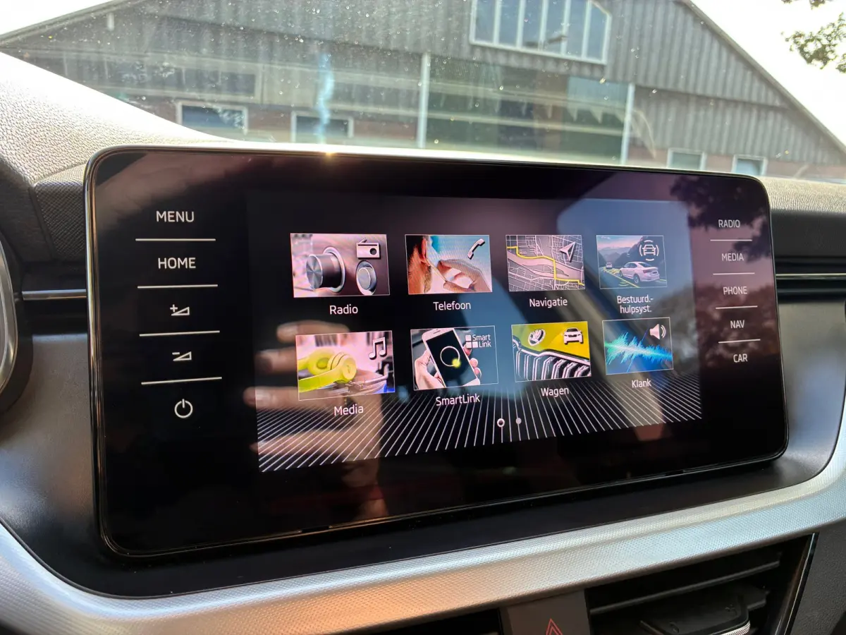 1.0 TSI Ambition | ACC + Airco + Navi nu € 9.975,-!!!