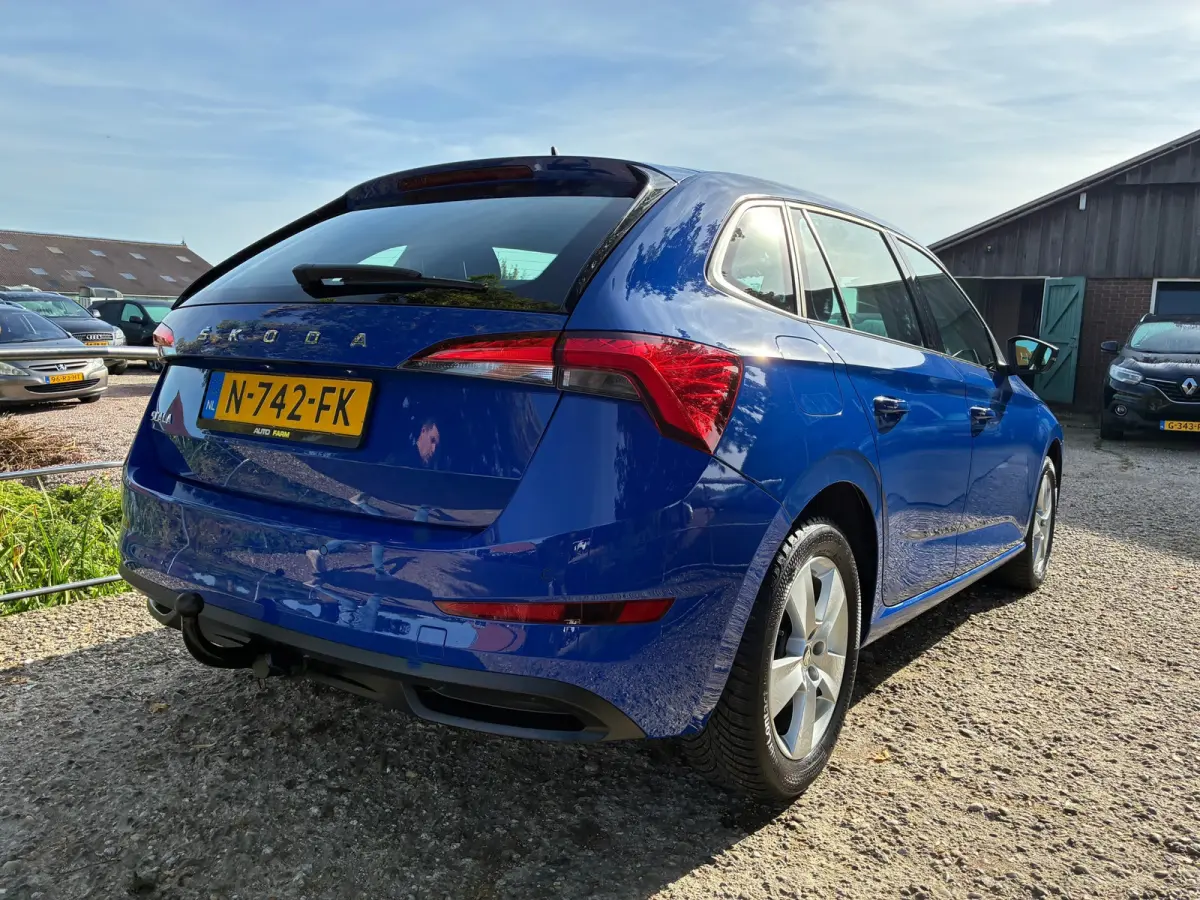 1.0 TSI Ambition | ACC + Airco + Navi nu € 9.975,-!!!