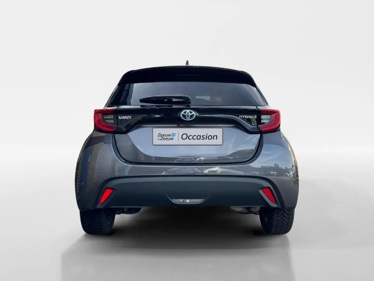 1.5 Hybrid Style | Navigatie | Climate control | Parkeer camera | Stoel verwarming | Keyless