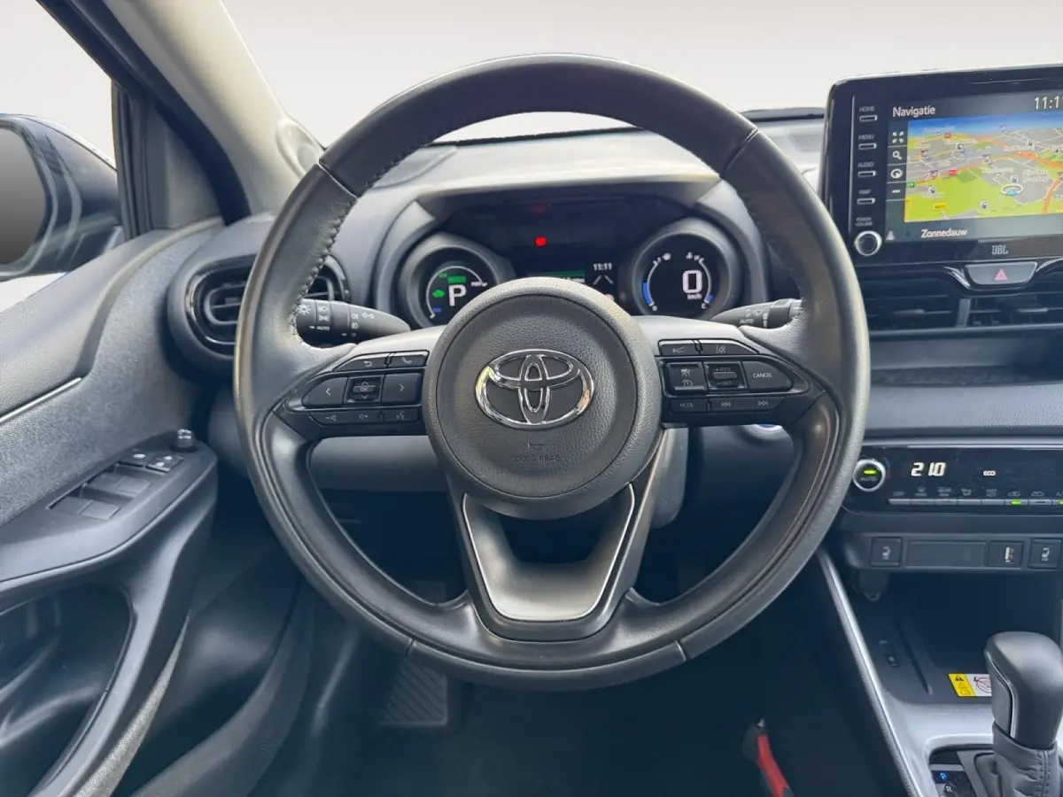 1.5 Hybrid Style | Navigatie | Climate control | Parkeer camera | Stoel verwarming | Keyless