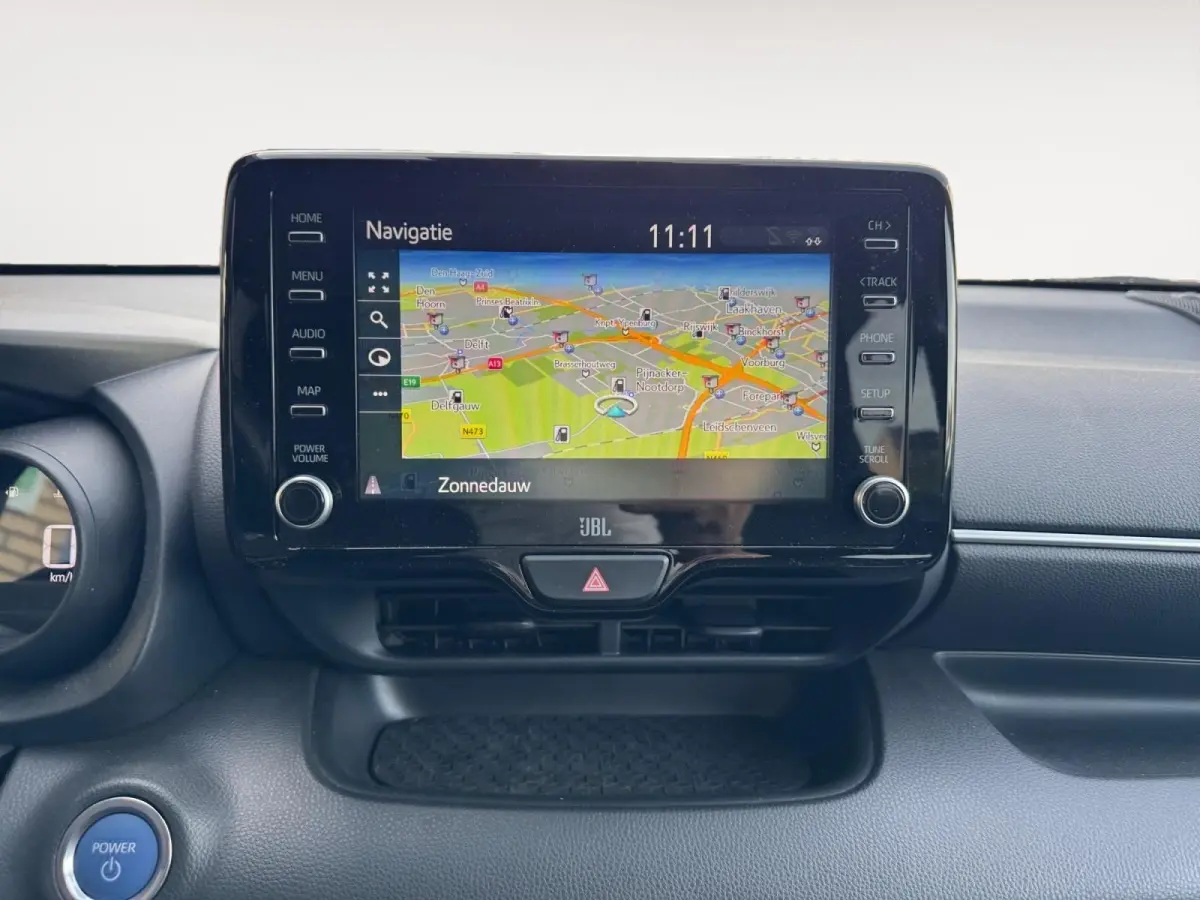 1.5 Hybrid Style | Navigatie | Climate control | Parkeer camera | Stoel verwarming | Keyless