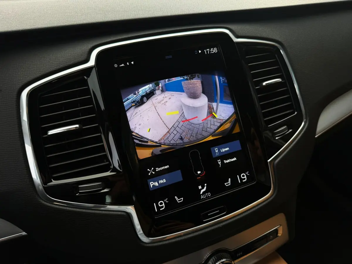 2.0 D4 90th Anniversary Edition 190PK|Full Led|Adaptive Cruise|StoelVW|Carplay|7-Zits|Lane Assist|Camera|Trekhaak|Isofi