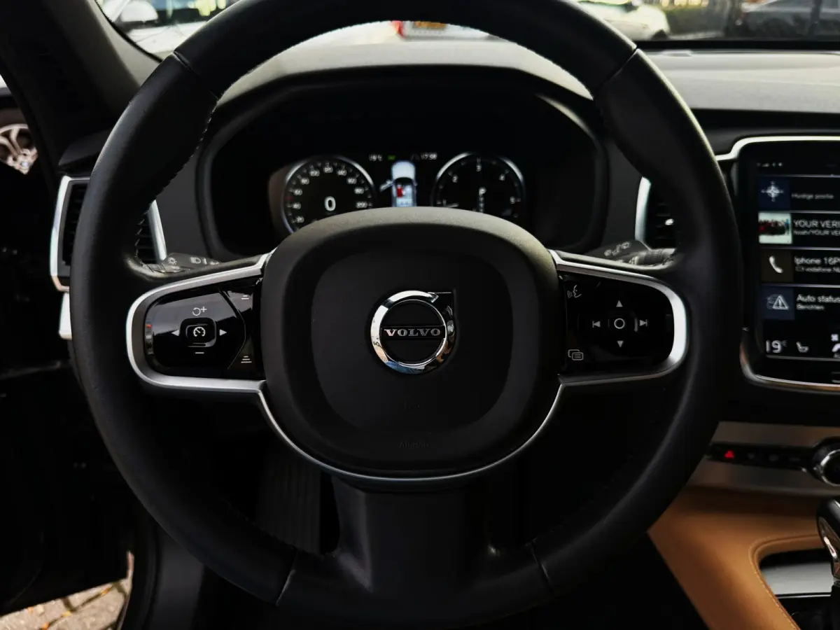 2.0 D4 90th Anniversary Edition 190PK|Full Led|Adaptive Cruise|StoelVW|Carplay|7-Zits|Lane Assist|Camera|Trekhaak|Isofi