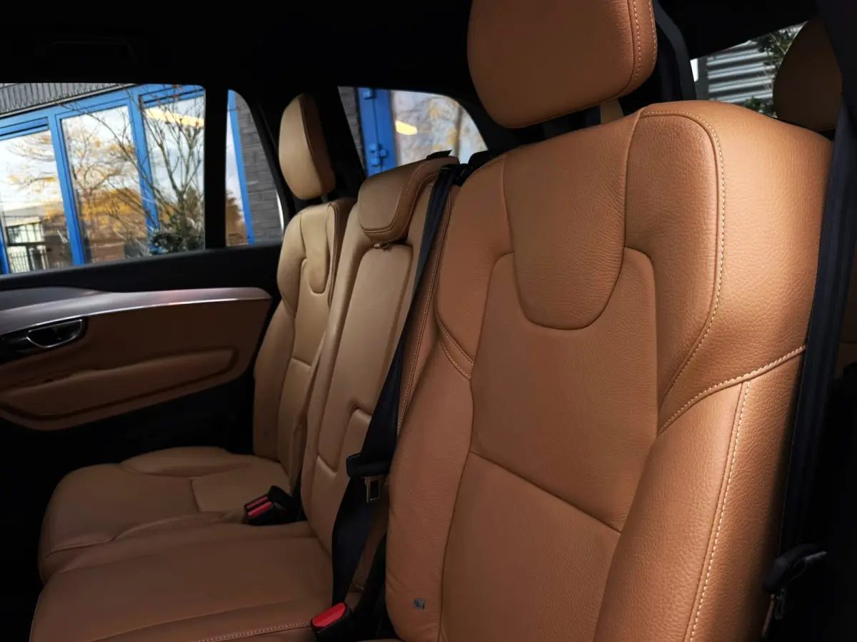 2.0 D4 90th Anniversary Edition 190PK|Full Led|Adaptive Cruise|StoelVW|Carplay|7-Zits|Lane Assist|Camera|Trekhaak|Isofi