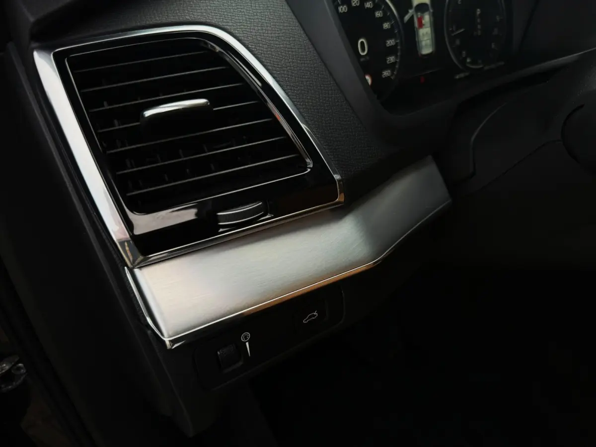 2.0 D4 90th Anniversary Edition 190PK|Full Led|Adaptive Cruise|StoelVW|Carplay|7-Zits|Lane Assist|Camera|Trekhaak|Isofi