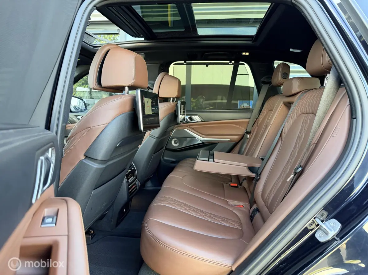 M50i High Executive BTW BOMVOLL TOPSTAAT!!!