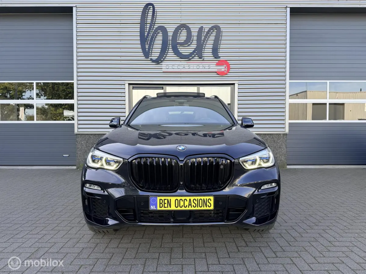 M50i High Executive BTW BOMVOLL TOPSTAAT!!!