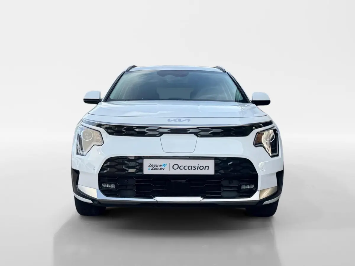 DynamicLine 64.8 kWh | Navigatie | LM-Velgen | Climate control | adaptieve cruise control | Keyless | Trekhaak