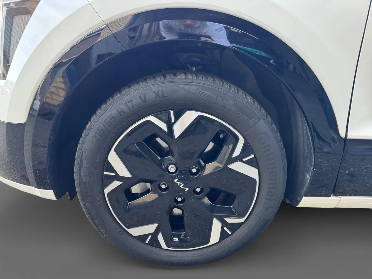 DynamicLine 64.8 kWh | Navigatie | LM-Velgen | Climate control | adaptieve cruise control | Keyless | Trekhaak