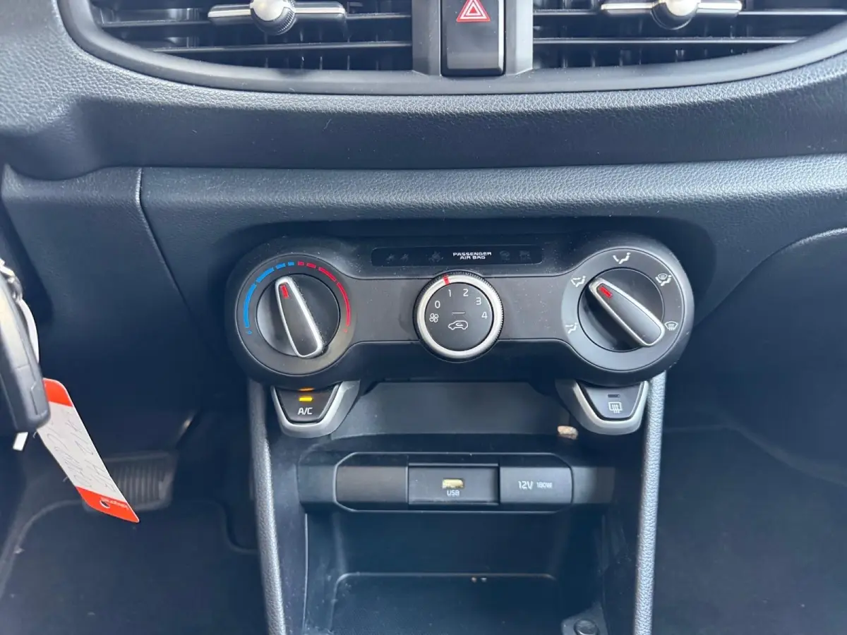 1.0 DPi DynamicLine | Automaat | LM-velgen | parkeercamera | Cruise control | Apple Carplay/Android Auto