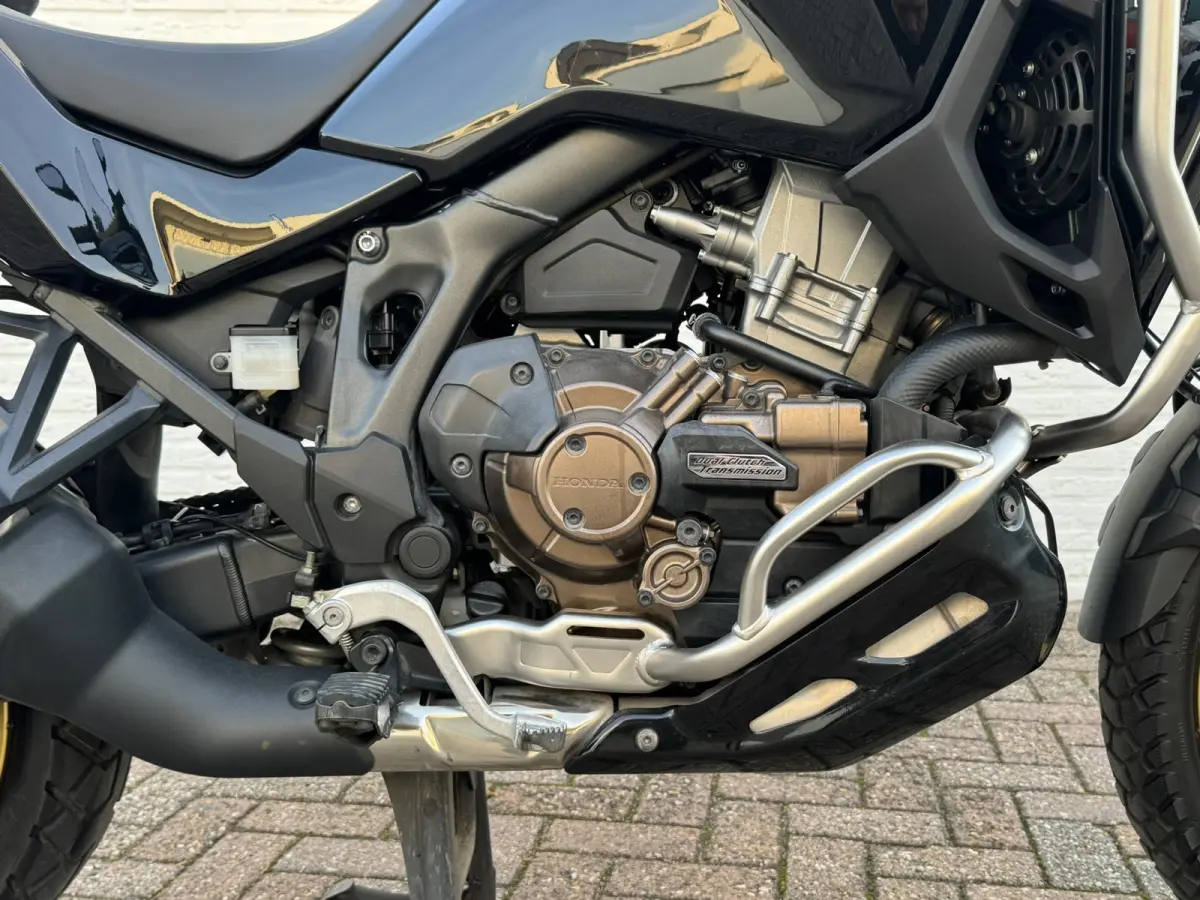 CRF 1100L Africa Twin DCT ABS Dealer onderhouden Topconditie!!!