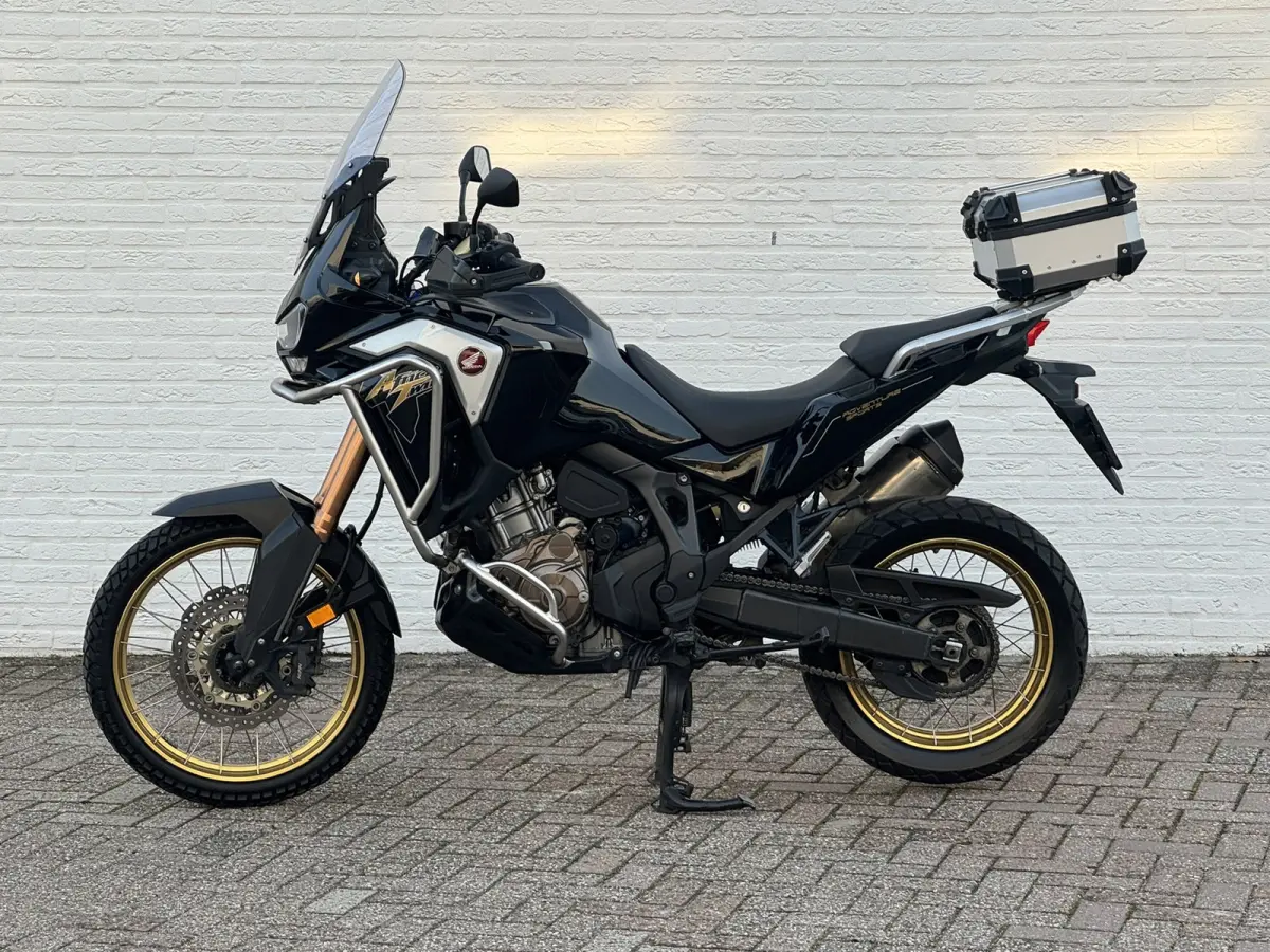 CRF 1100L Africa Twin DCT ABS Dealer onderhouden Topconditie!!!