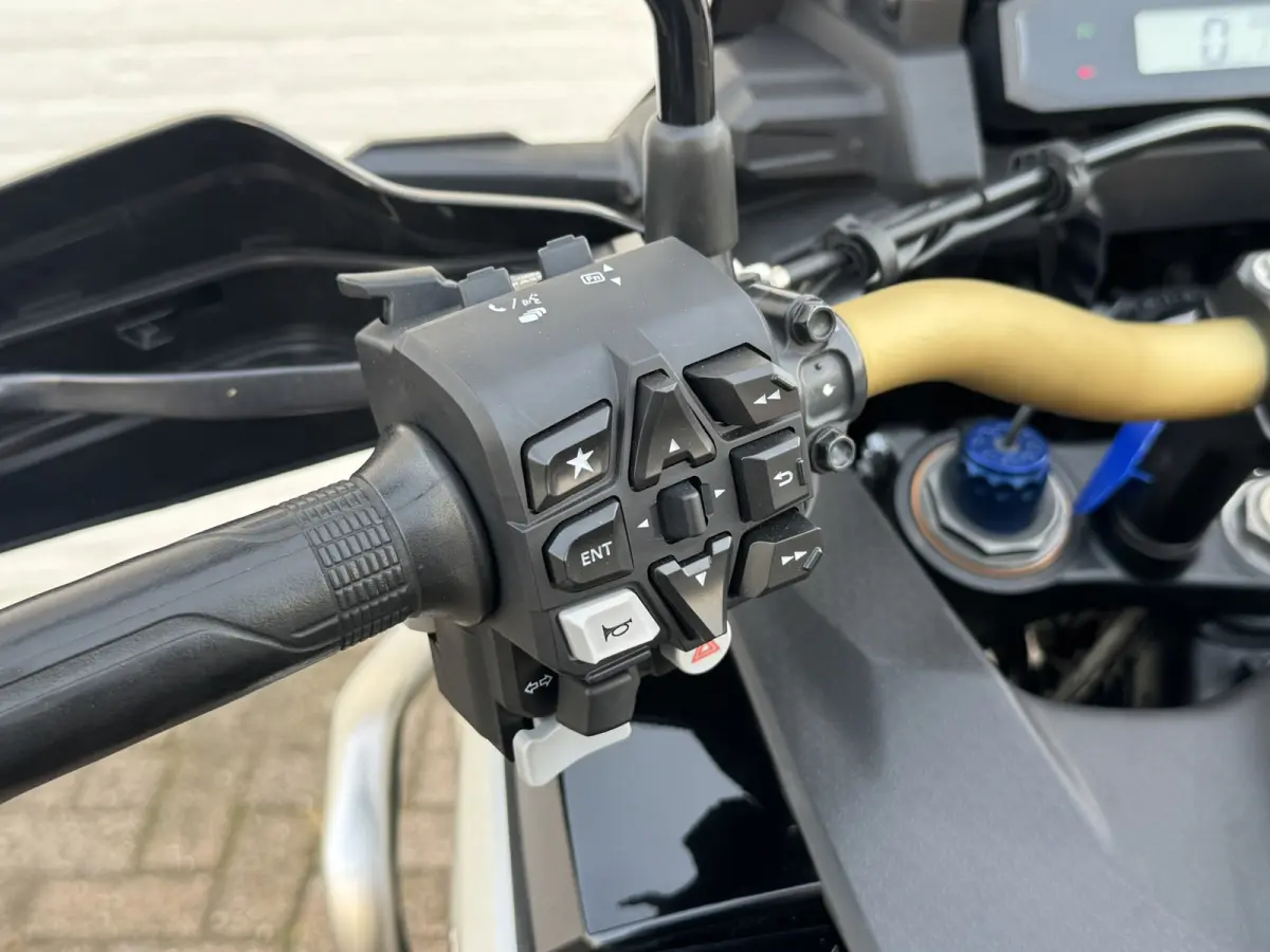 CRF 1100L Africa Twin DCT ABS Dealer onderhouden Topconditie!!!