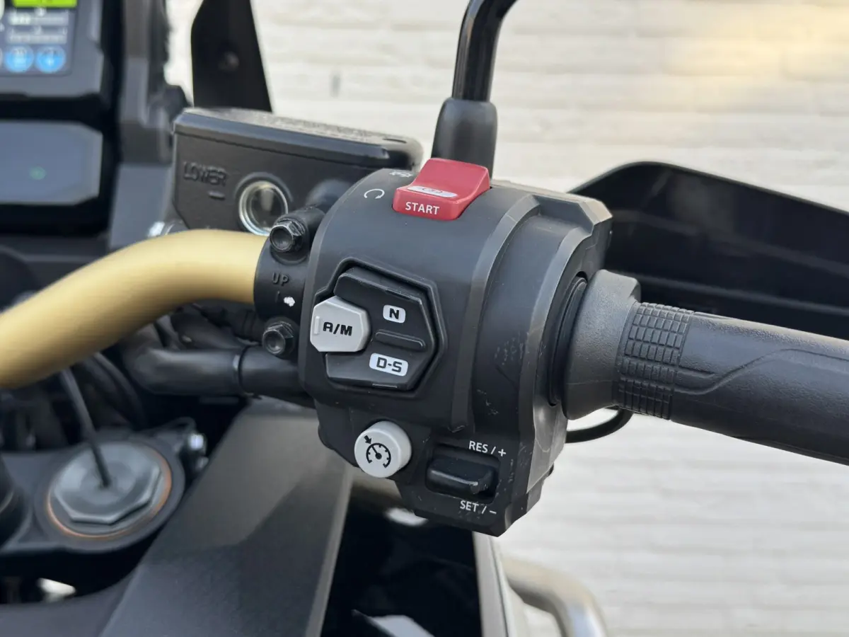 CRF 1100L Africa Twin DCT ABS Dealer onderhouden Topconditie!!!