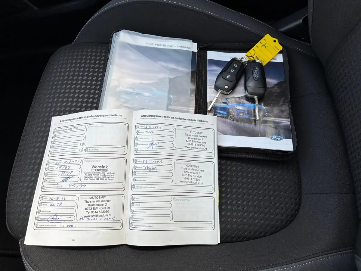 1.0 EcoBoost Trend Edition Business | Cruise + Airco + Navi nu € 12.975,-