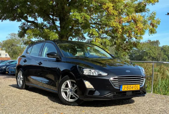 1.0 EcoBoost Trend Edition Business | Cruise + Airco + Navi nu € 12.975,-