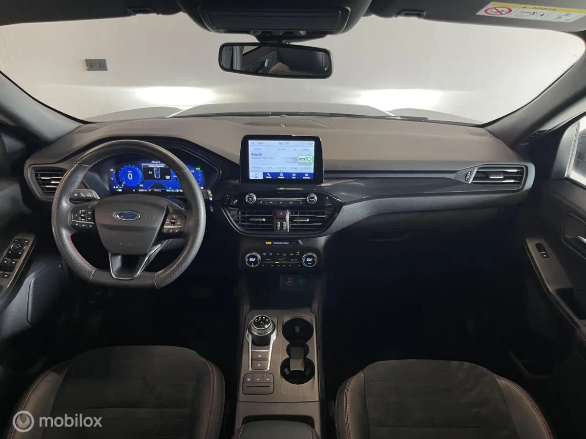 Hybrid ST-Line X | VERKOCHT – Zoekopdracht mogelijk
