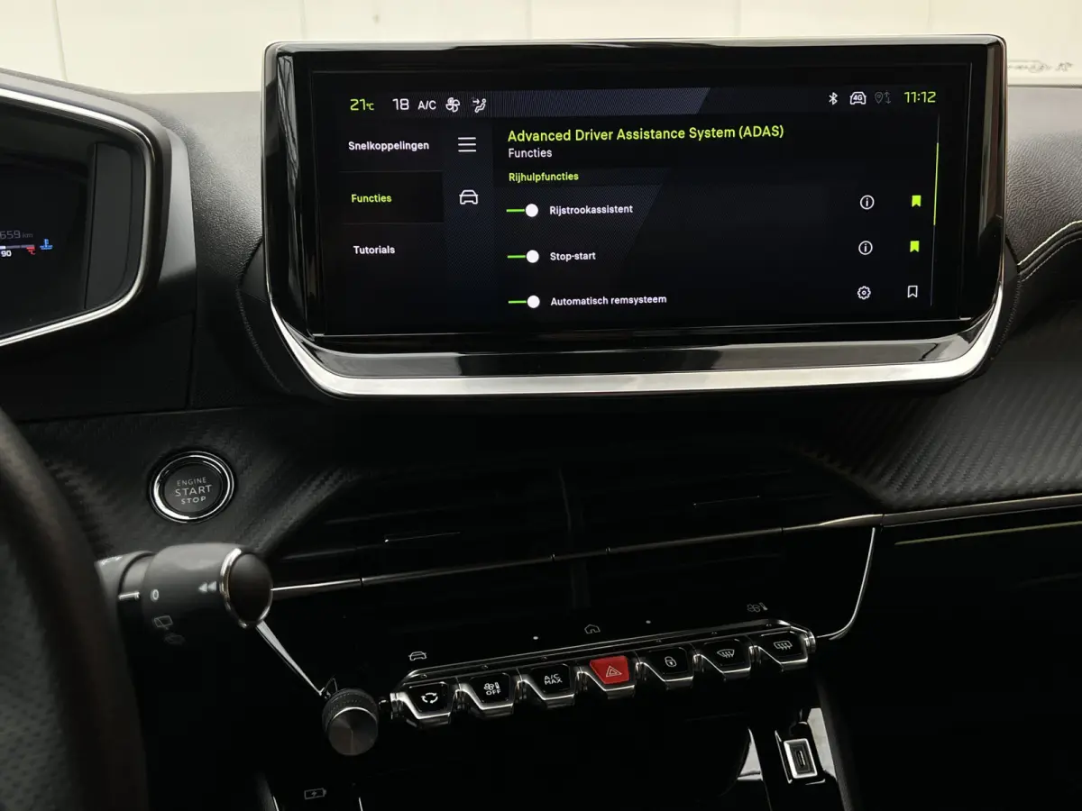 PureTech 130 GT EAT8 Automaat | Camera | Draadloze lader | Android Auto / Carplay