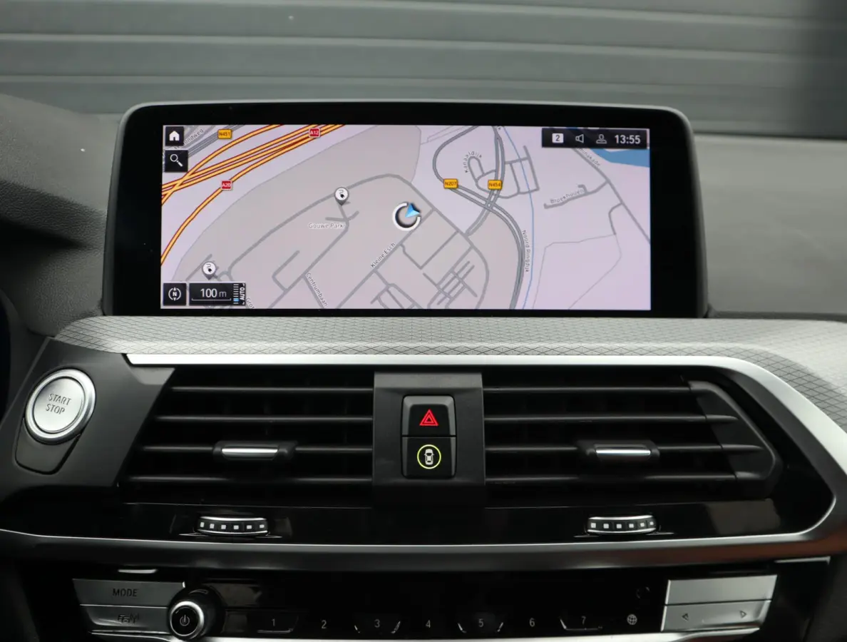 xDrive30e High Executive | Pano | HUD | Trekhaak