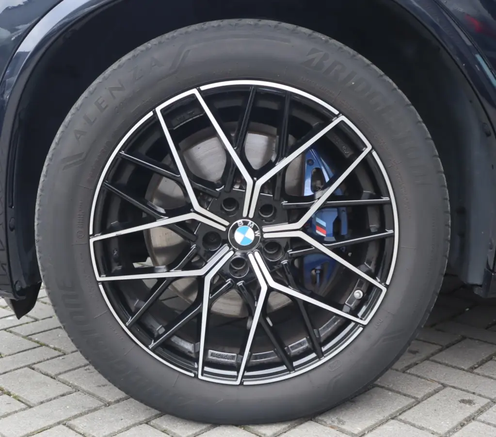 xDrive30e High Executive | Pano | HUD | Trekhaak