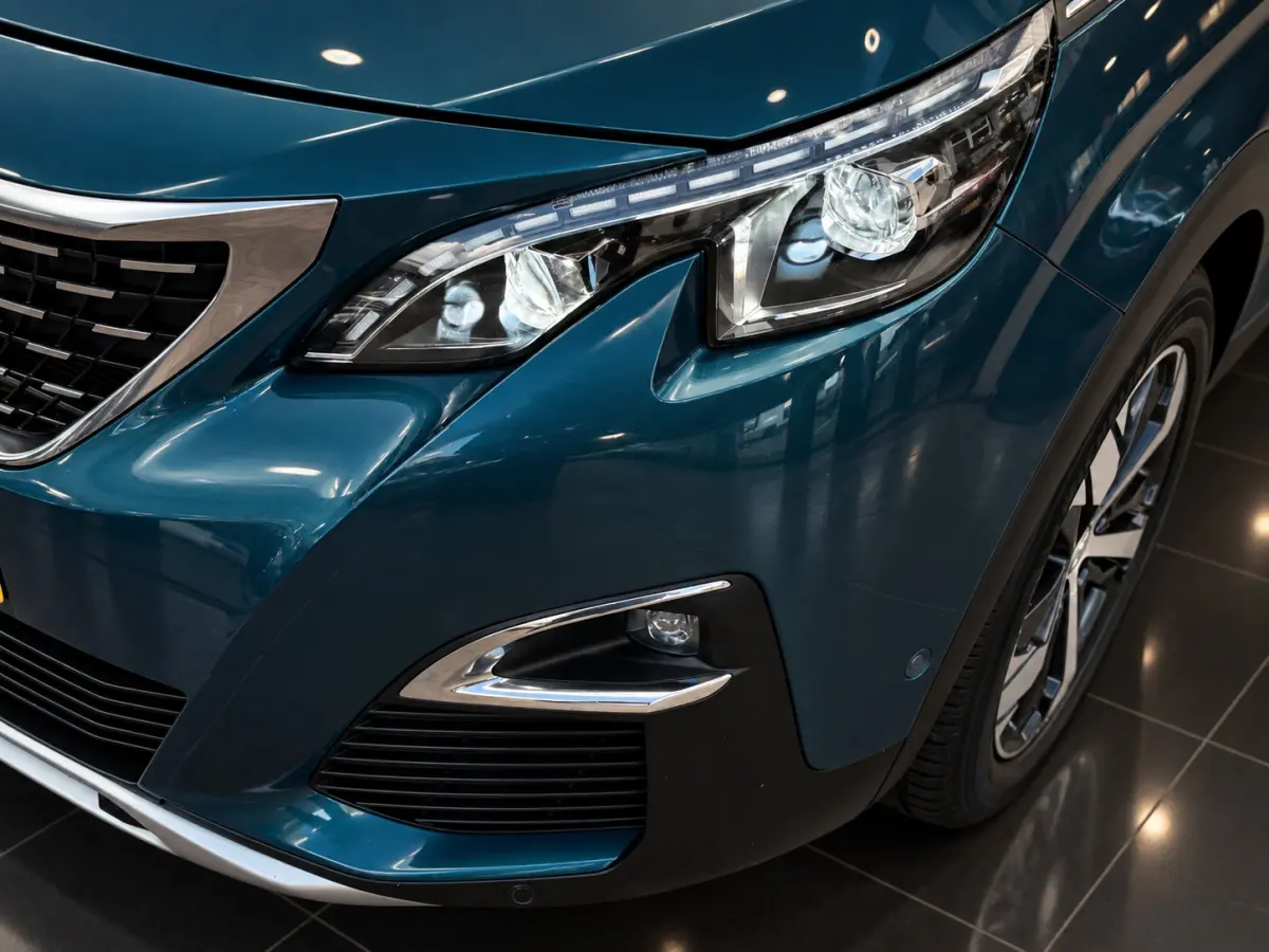 1.6 e-THP GT-Line Panoma_Luxe leder_Camera_Led