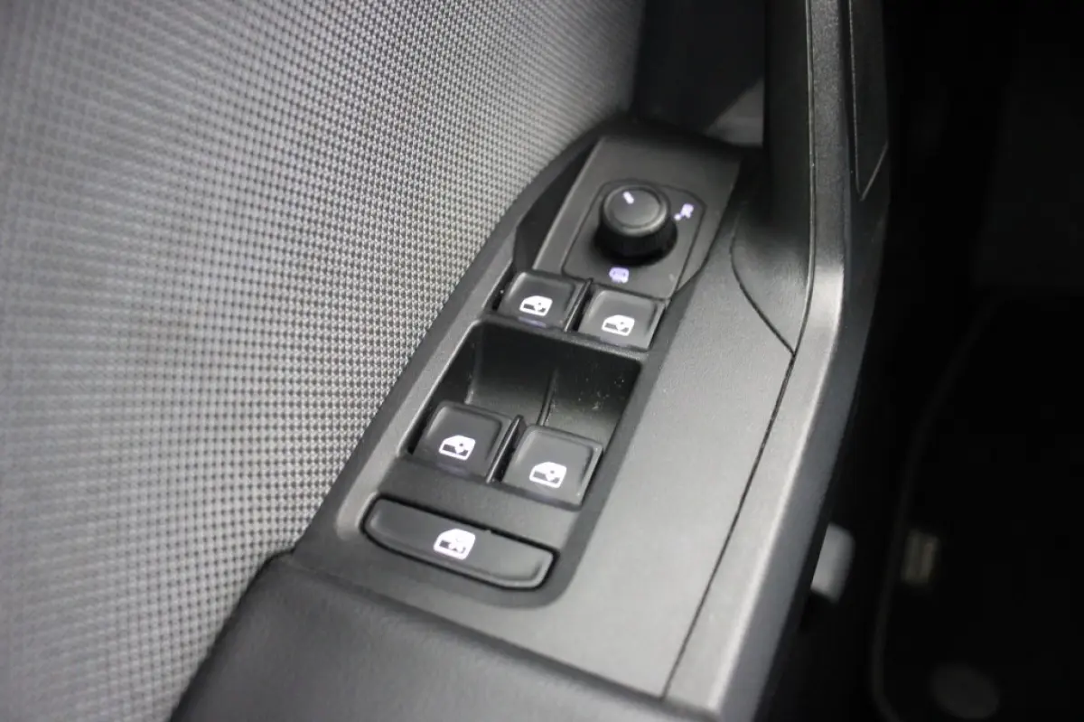 1.0 TSI Style Business Intense - Digitaal Cockpit, Carplay, Camera Adapt. Cruise