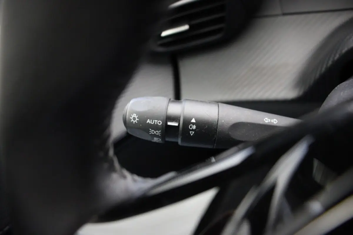 1.2 PureTech Active - Carplay, Navi, Cruise