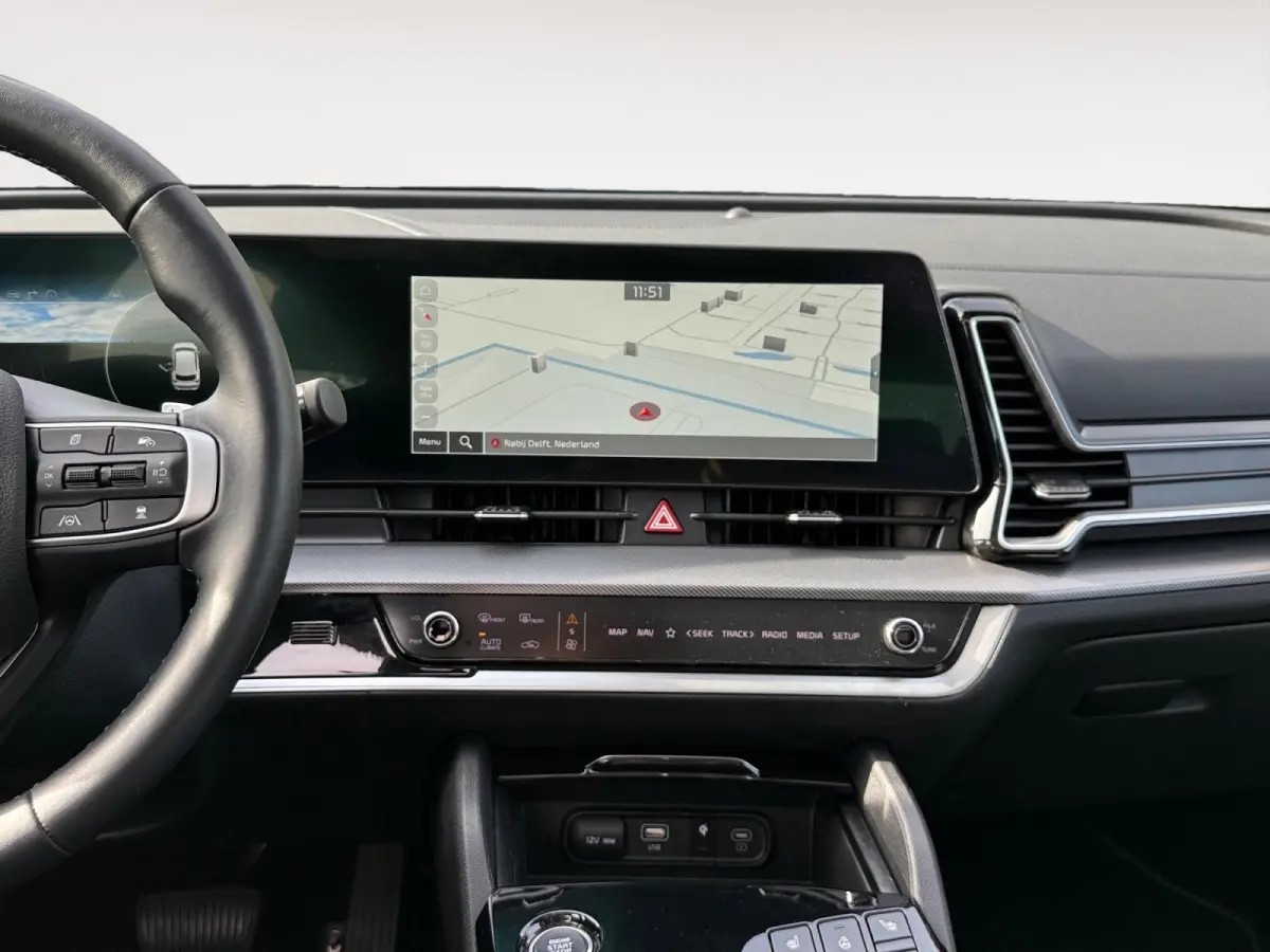 1.6 T-GDi Hybrid DynamicPlusLine | Navi | Clima | Adaptive Cruise | Camera | Panorama-/Schuifdak | Stoel-/Stuurverwarming | 18'' LM Velgen | Apple Carplay & Android Auto