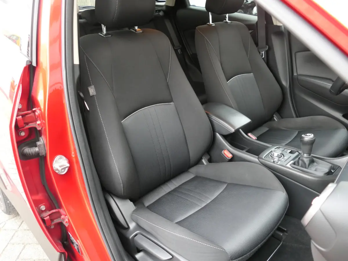 2.0 SkyActiv-G 120 Sport Selected | Climate Control | Cruise Control | Stoelverwarming | DAB radio | Trekhaak | Parkeersensoren achter | Origineel Nederlands