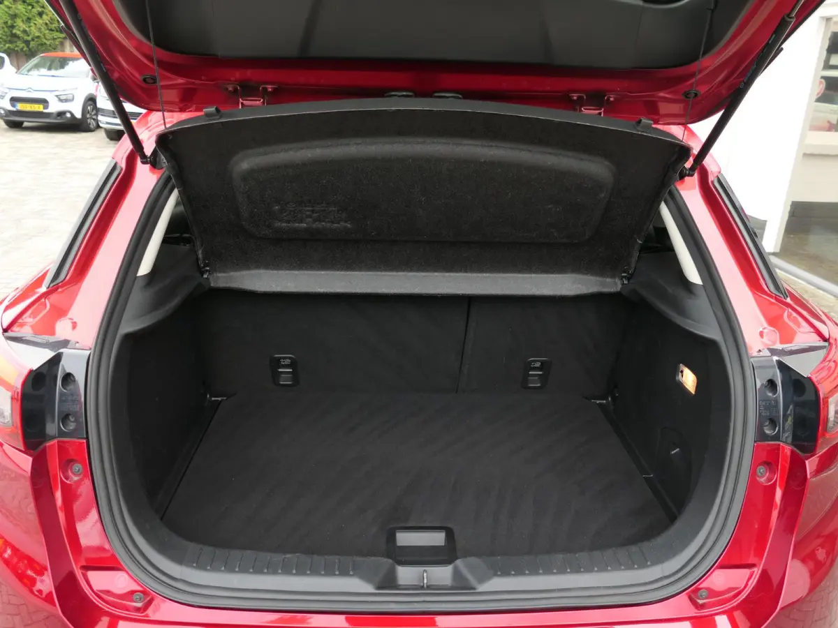 2.0 SkyActiv-G 120 Sport Selected | Climate Control | Cruise Control | Stoelverwarming | DAB radio | Trekhaak | Parkeersensoren achter | Origineel Nederlands