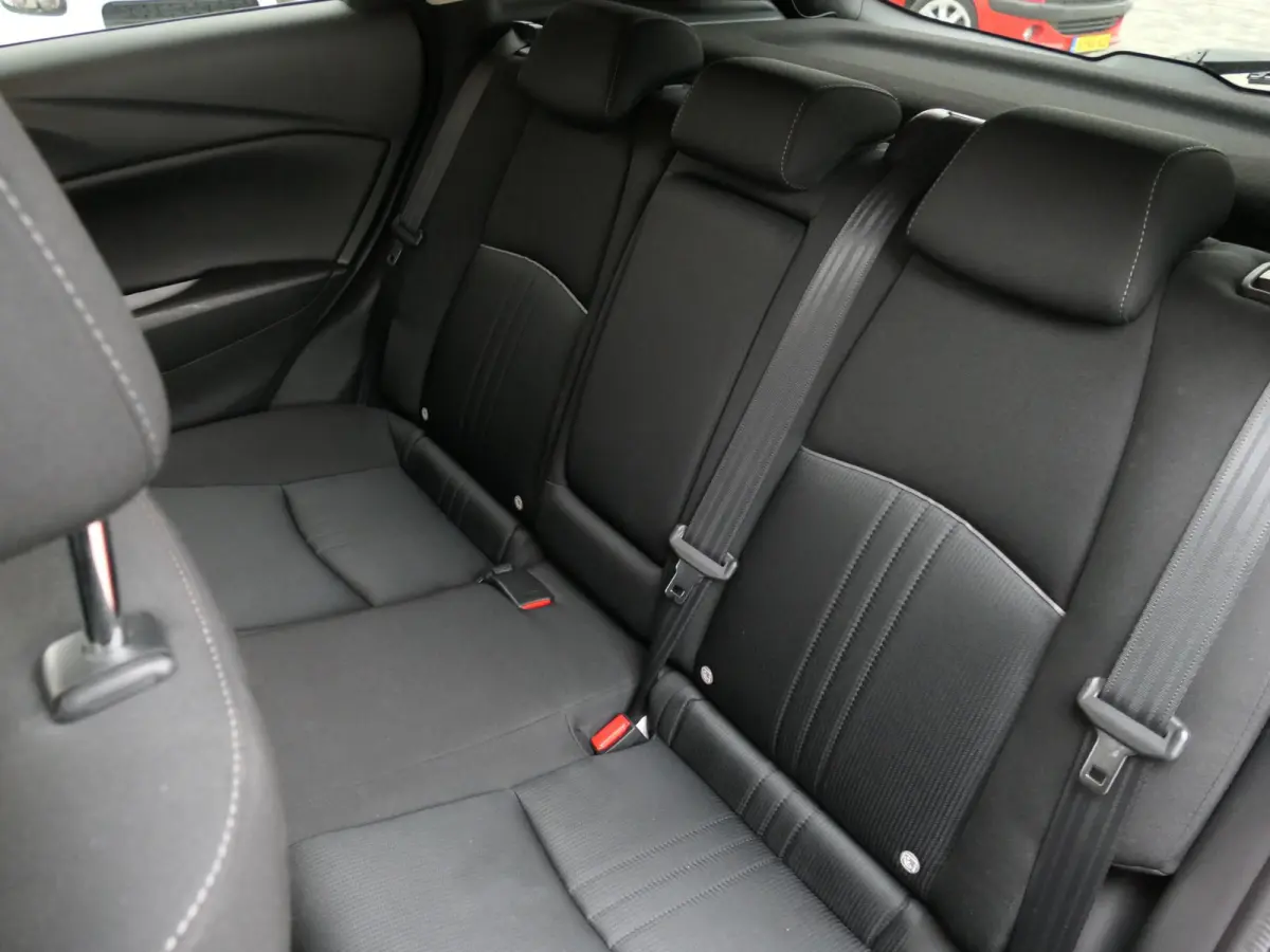 2.0 SkyActiv-G 120 Sport Selected | Climate Control | Cruise Control | Stoelverwarming | DAB radio | Trekhaak | Parkeersensoren achter | Origineel Nederlands
