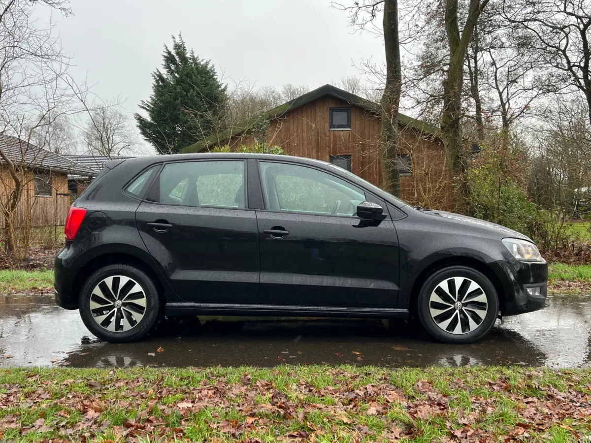 1.0 BlueMotion | Cruise + Navi + Airco