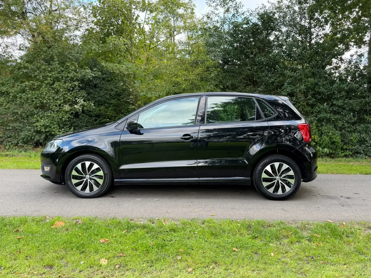 1.0 BlueMotion | Cruise + Navi + Airco