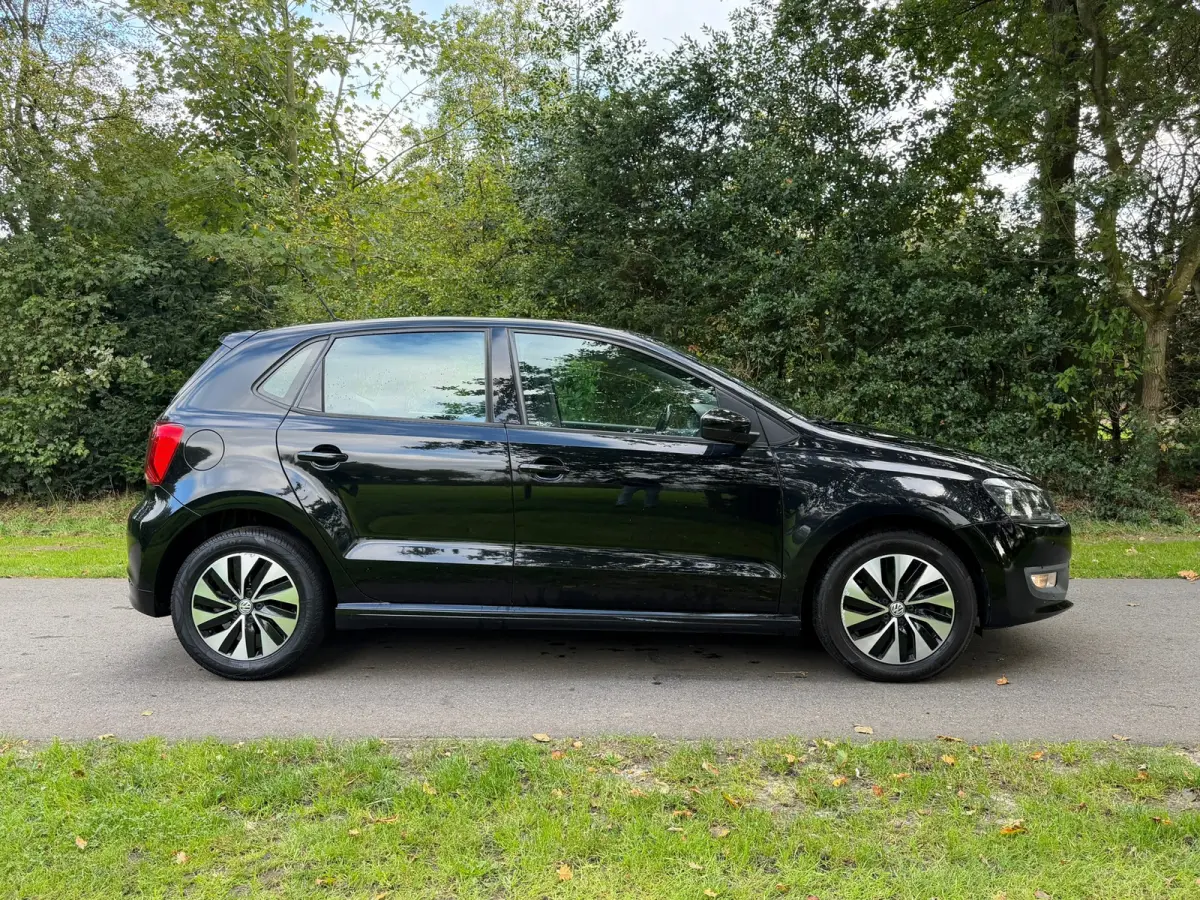 1.0 BlueMotion | Cruise + Navi + Airco