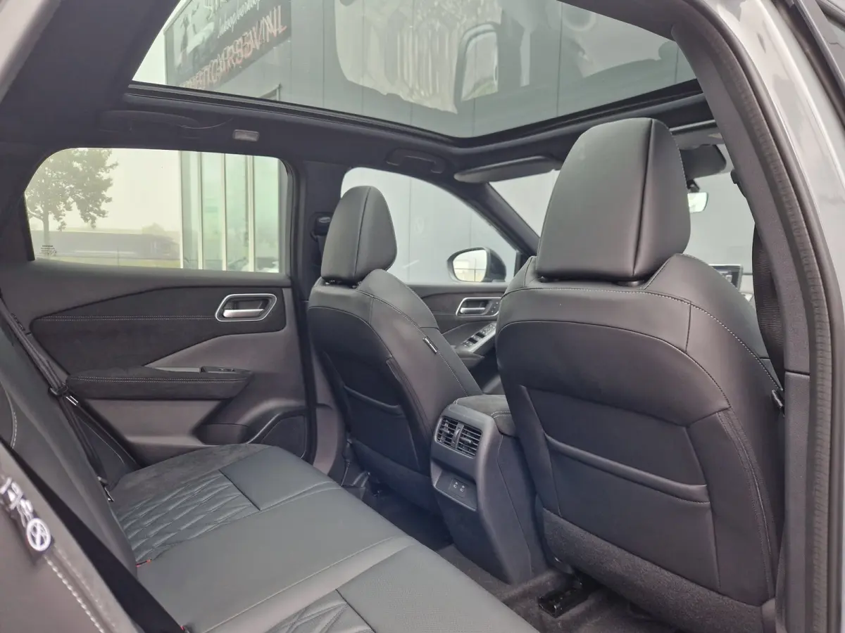 1.3 MHEV Xtronic Tekna Plus /Ceramic Grey Bi-Tone