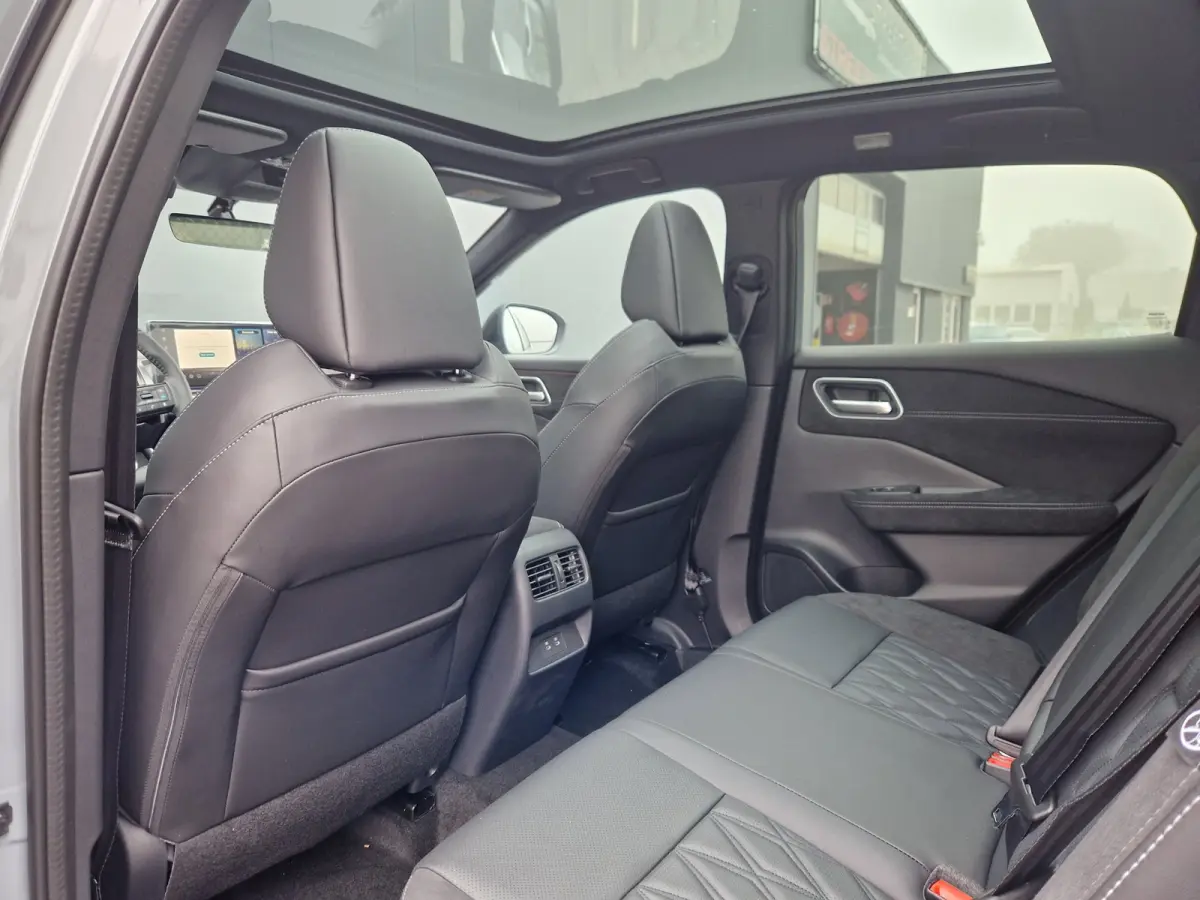 1.3 MHEV Xtronic Tekna Plus /Ceramic Grey Bi-Tone