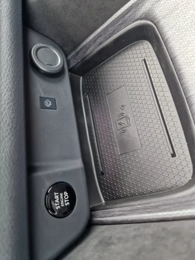 1.3 MHEV Xtronic Tekna Plus /Ceramic Grey Bi-Tone