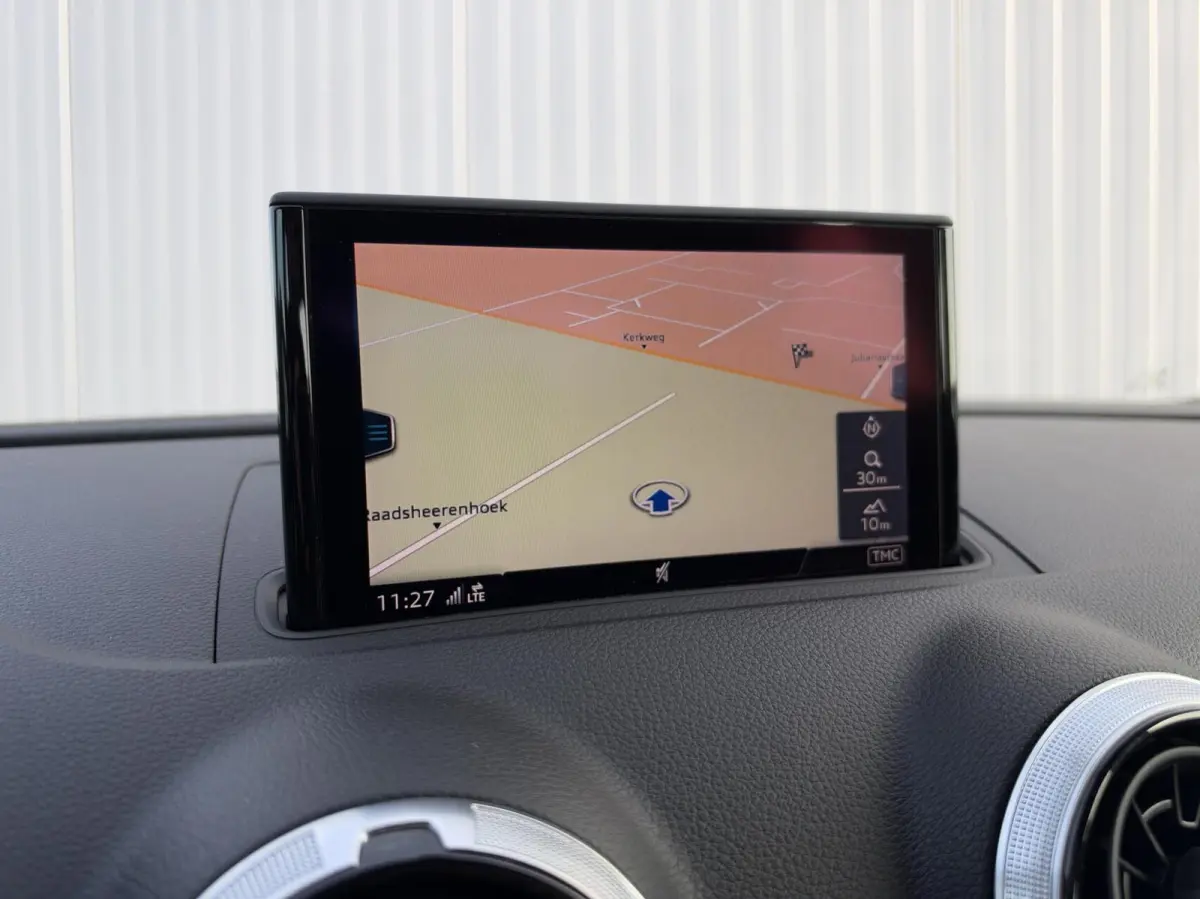1.0 TFSI Sport Lease Edition|NL-Auto