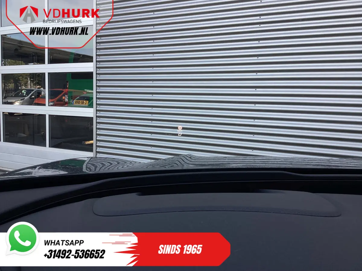 1.5 TSI e-Hybrid 272 pk VZ Limited Pano/ Elek.Trekhaak/ Sennheiser/ 360 Camera/ Matrix/ Snellader/ Elek.klep/ Head-up/ Memory/ Standkachel/ Stoelverw./ Carplay/ Adapt.Cruise/ PDC/ 20'' LMV