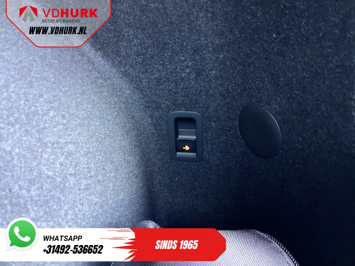 1.5 TSI e-Hybrid 272 pk VZ Limited Pano/ Elek.Trekhaak/ Sennheiser/ 360 Camera/ Matrix/ Snellader/ Elek.klep/ Head-up/ Memory/ Standkachel/ Stoelverw./ Carplay/ Adapt.Cruise/ PDC/ 20'' LMV