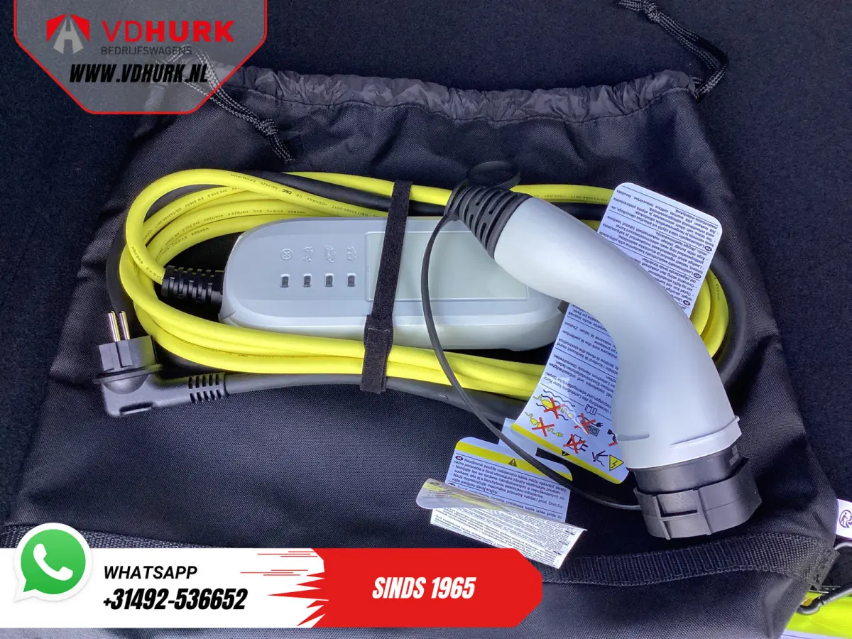 1.5 TSI e-Hybrid 272 pk VZ Limited Pano/ Elek.Trekhaak/ Sennheiser/ 360 Camera/ Matrix/ Snellader/ Elek.klep/ Head-up/ Memory/ Standkachel/ Stoelverw./ Carplay/ Adapt.Cruise/ PDC/ 20'' LMV