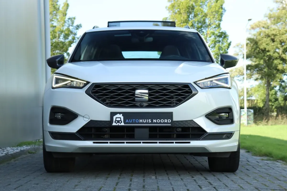 1.4 TSI e-Hybrid FR / 245PK / Vol Opties! / Virtual Cockpit / 360 Camera / Pano / LED / 19"!