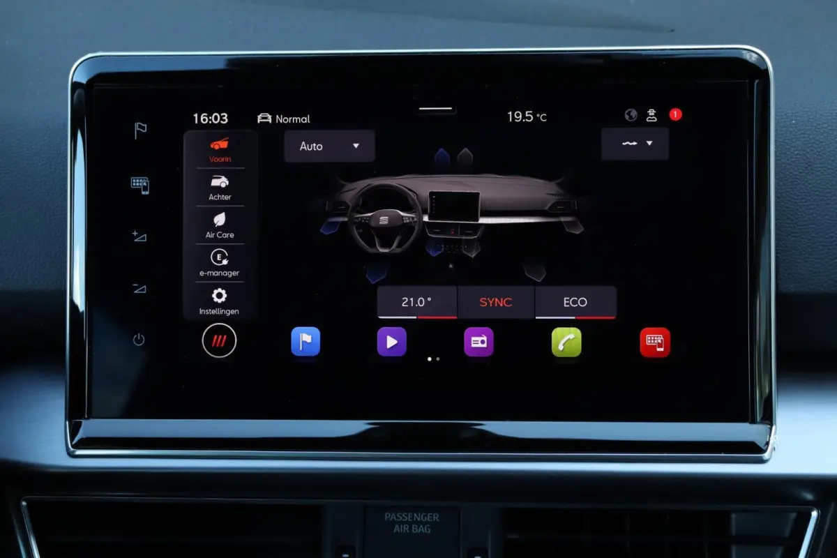 1.4 TSI e-Hybrid FR / 245PK / Vol Opties! / Virtual Cockpit / 360 Camera / Pano / LED / 19"!