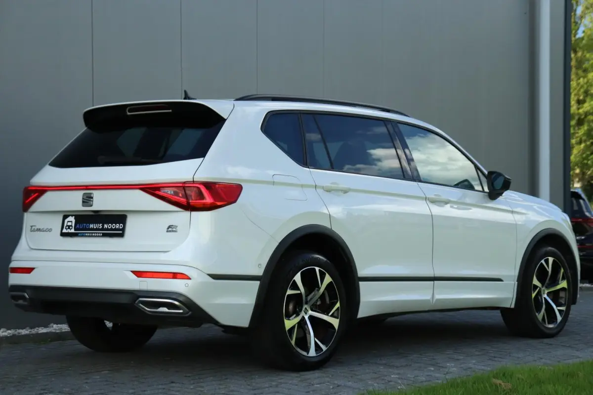 1.4 TSI e-Hybrid FR / 245PK / Vol Opties! / Virtual Cockpit / 360 Camera / Pano / LED / 19"!