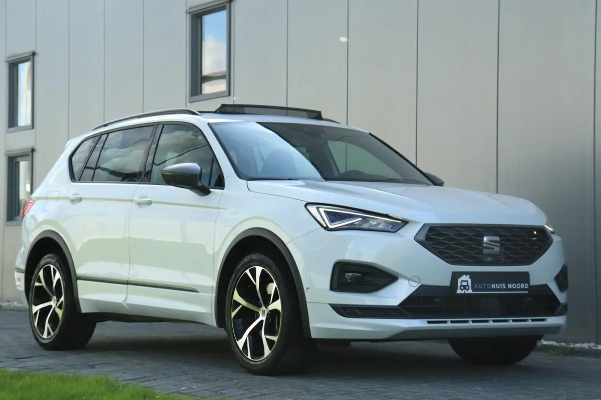 1.4 TSI e-Hybrid FR / 245PK / Vol Opties! / Virtual Cockpit / 360 Camera / Pano / LED / 19"!