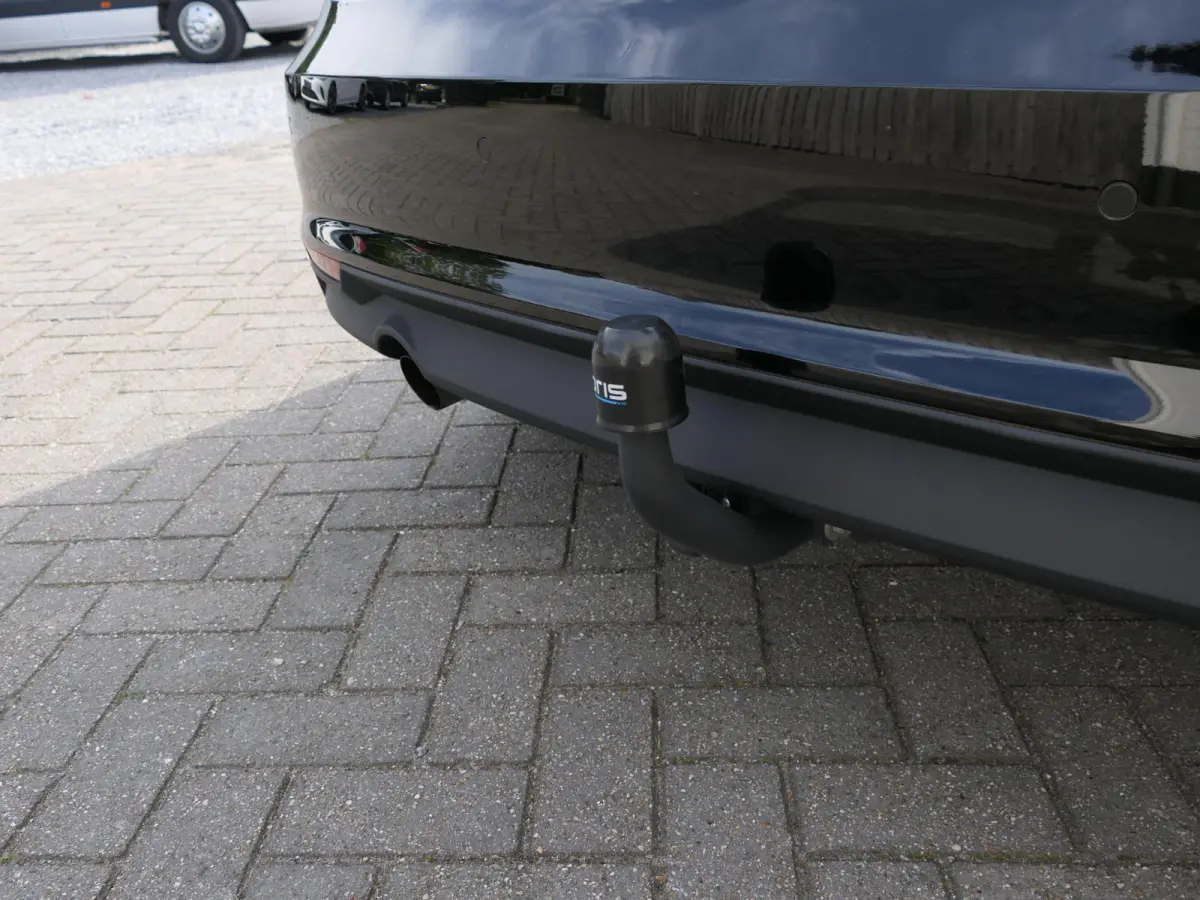 1.0 TFSI Pro Line | Navigatie | Airco | Radio | Parkeersensoren | Cruise Control | Multifunctioneel stuurwiel | Trekhaak | Origineel Nederlands