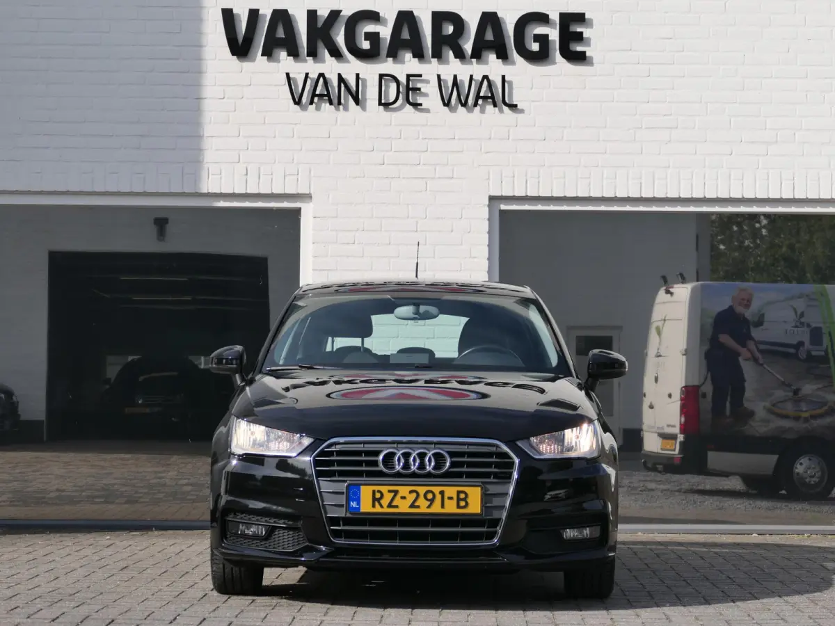 1.0 TFSI Pro Line | Navigatie | Airco | Radio | Parkeersensoren | Cruise Control | Multifunctioneel stuurwiel | Trekhaak | Origineel Nederlands