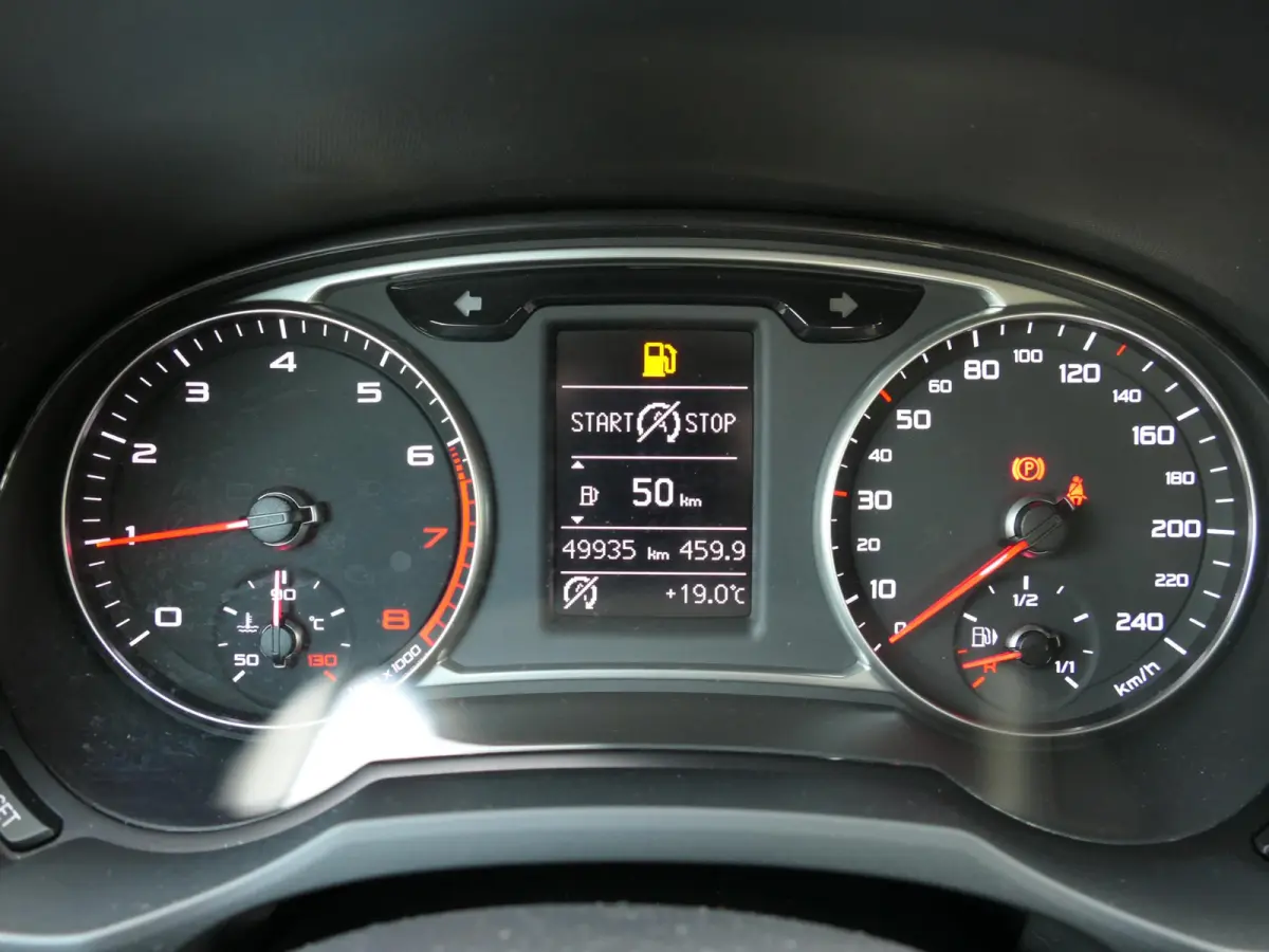 1.0 TFSI Pro Line | Navigatie | Airco | Radio | Parkeersensoren | Cruise Control | Multifunctioneel stuurwiel | Trekhaak | Origineel Nederlands